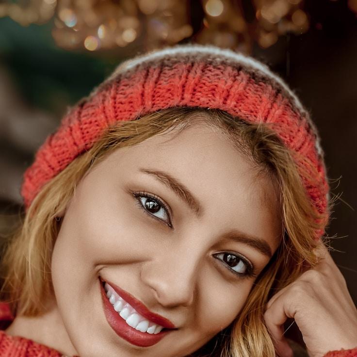 Portrait of Ananya meditation instructor